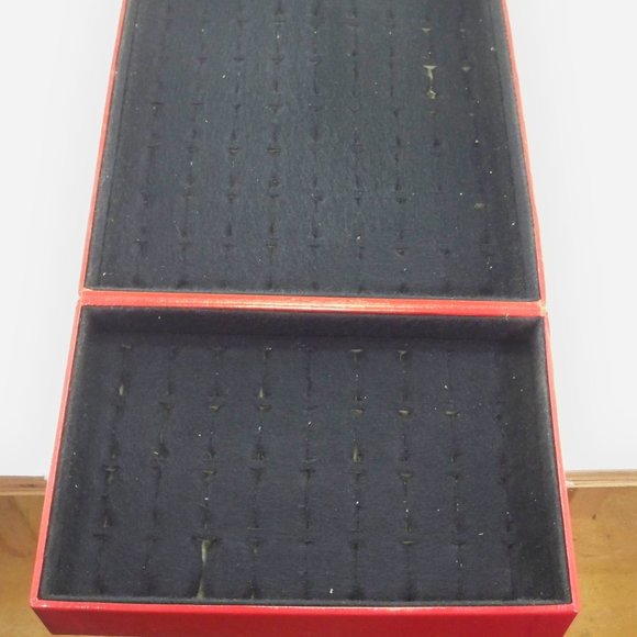 Jewelry Red Ring Box - Picture 3 of 7